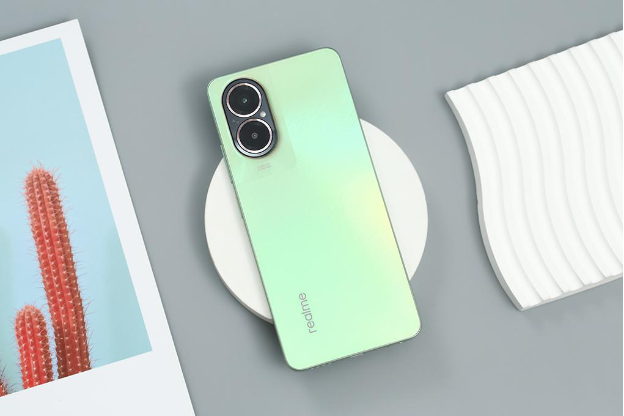 Đọc vị cách Realme trở thành "hiện tượng Android" tại Thế Giới Di Động- Ảnh 2.