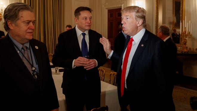 Bí mật của Elon Musk đằng sau khoản tài trợ 45 triệu USD/tháng cho ông Donald Trump: Cứu Tesla, loại bỏ các đối thủ xe điện Mỹ- Ảnh 2.