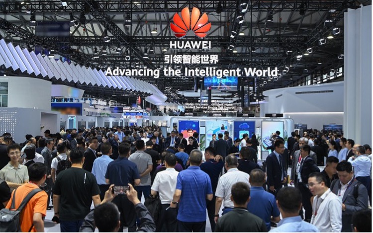 Huawei lại đi trước thế giới 1 bước: Nhắm tới thương mại hóa mạng 5.5G, đã đạt được 6 thỏa thuận quan trọng- Ảnh 1.