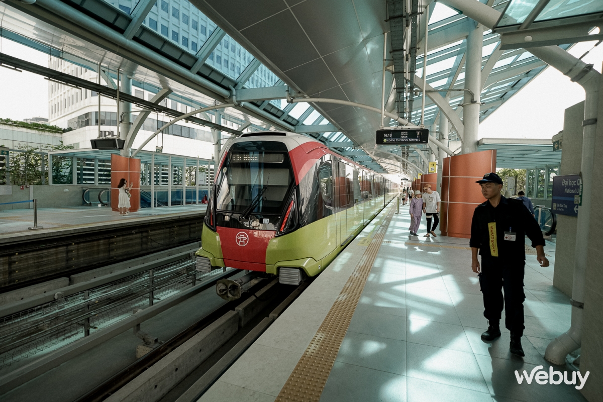 Cuối tuần đi metro Nhổn - Ga Hà Nội: Lướt nhanh, điều hòa mát, vẫn đang miễn phí vé- Ảnh 47.