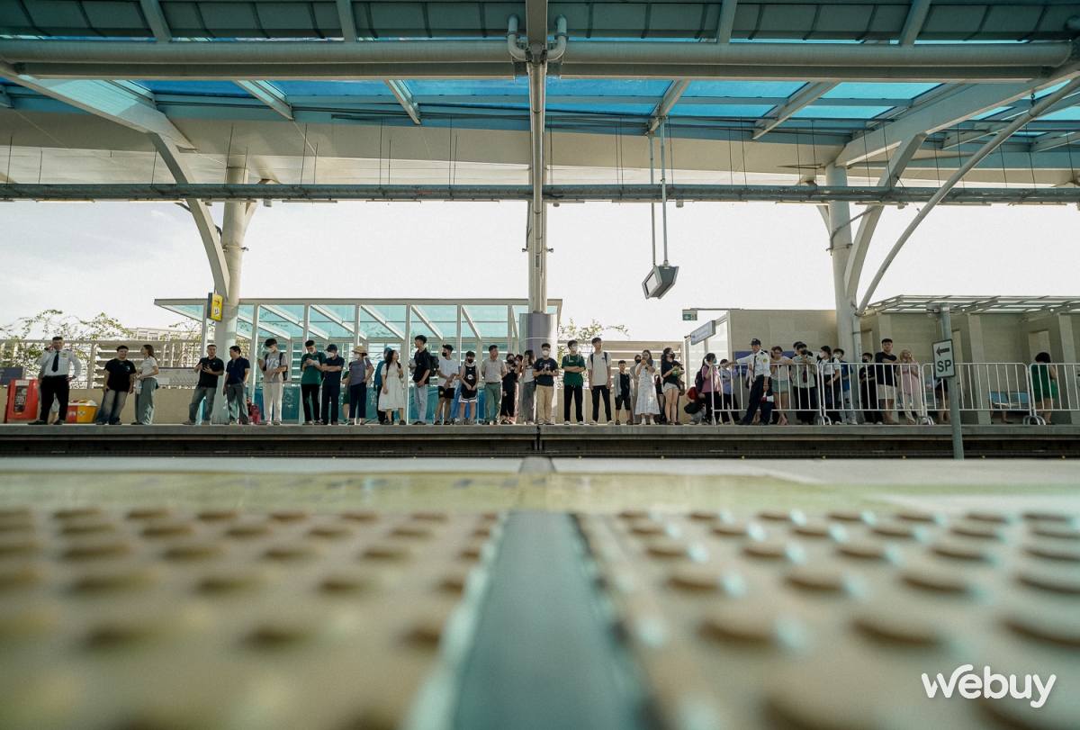 Cuối tuần đi metro Nhổn - Ga Hà Nội: Lướt nhanh, điều hòa mát, vẫn đang miễn phí vé- Ảnh 20.